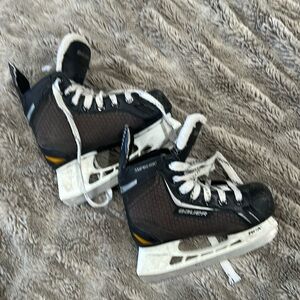 Kids Bauer Ice Hockey Skates
